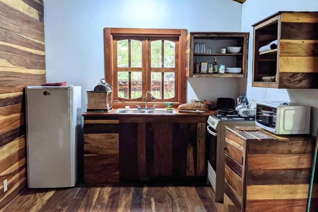 Wood Cabin - Cabana Maderas Balgue Eksteriør billede